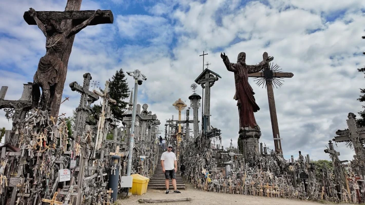 Colina de las cruces